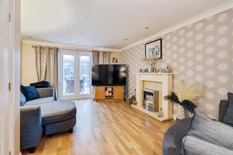 3 bedroom end of terrace house for sale, Abbeylea Drive, Westhoughton, Bolton, BL5
