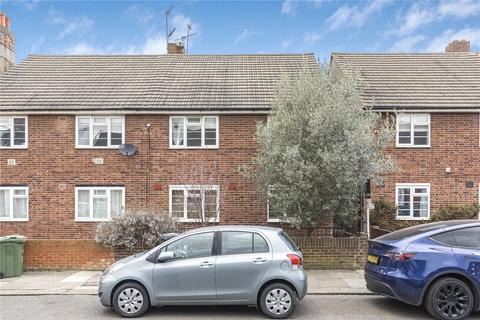 2 bedroom maisonette to rent, Cambray Road, London, SW12