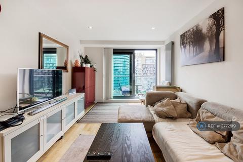 2 bedroom flat to rent, Millharbour, London, E14