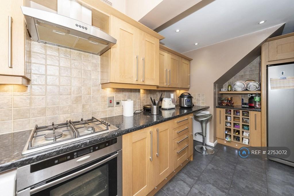 Kitchen 2