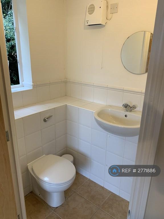 Main Double Bedroom/Ensuite