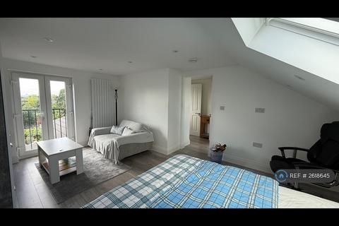 undefined, Southbury Rd, London, EN1