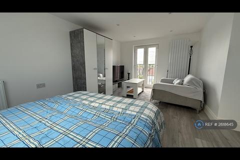 undefined, Southbury Rd, London, EN1