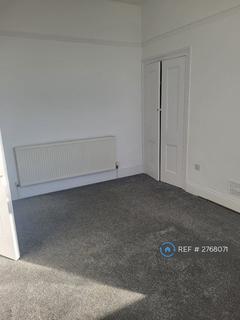 2 bedroom flat to rent, Neath Road, Plymouth, PL4