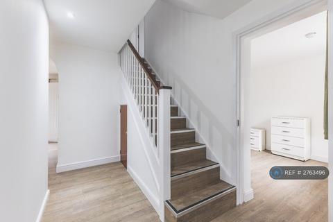 undefined, Varley Way, London, CR4
