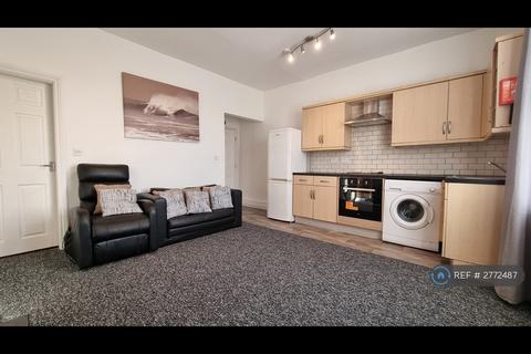 1 bedroom flat to rent, Tong Road, Leeds, LS12