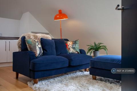 undefined, Cabot Mews, Bristol, BS2
