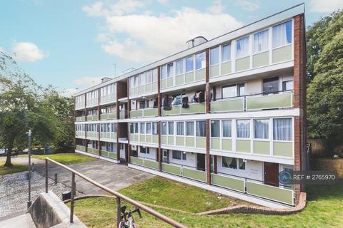 undefined, Ibsley Gardens, London, SW15