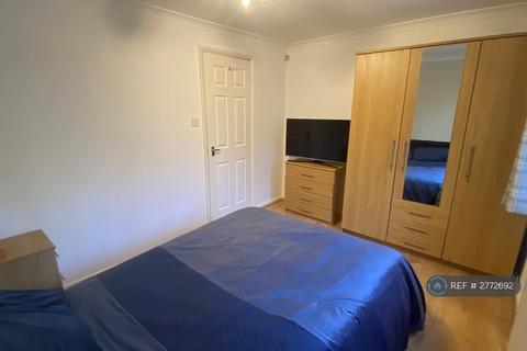 undefined, Kendal Grove, Solihull, B92
