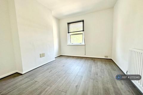 undefined, Greenwich Court, London, E1