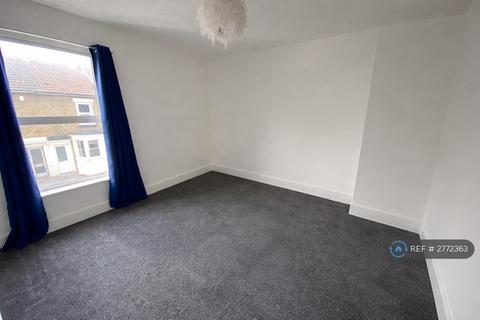 2 bedroom terraced house to rent, Berridge Road, Sheerness, ME12
