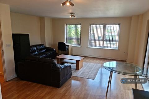 2 bedroom flat to rent, Lanadron Close, Isleworth, TW7