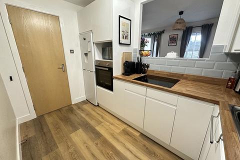 undefined, Grangemoor Court, Cardiff, CF11
