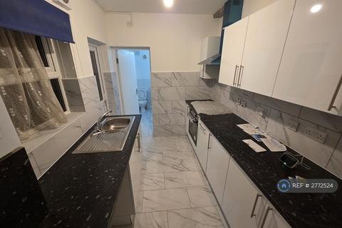 undefined, Raynham Avenue, London, N18