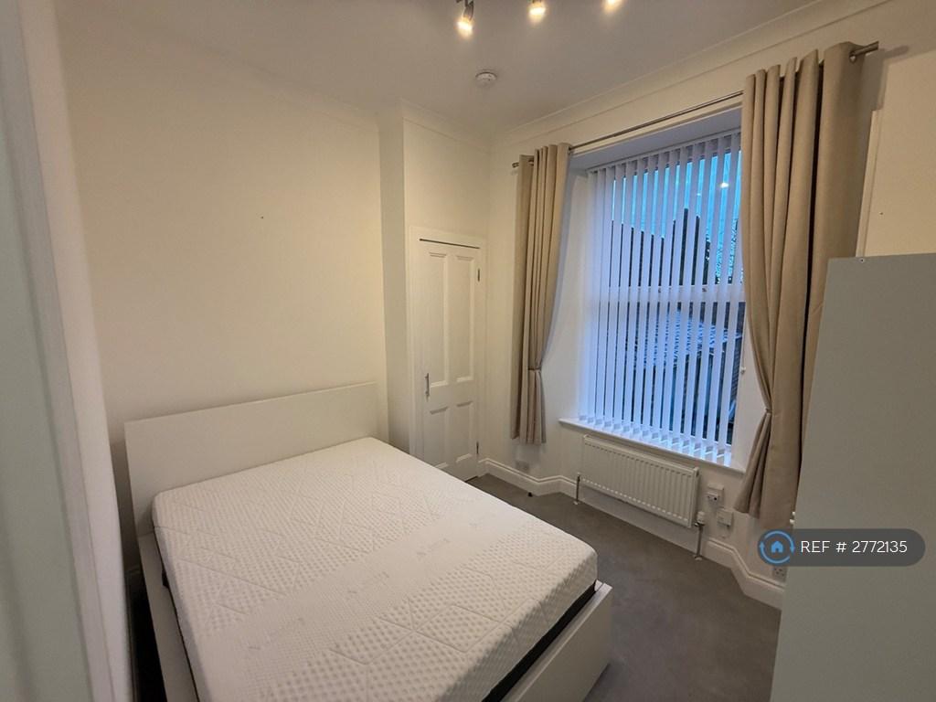 Bedroom With Double Bed - Window To Rear Garden