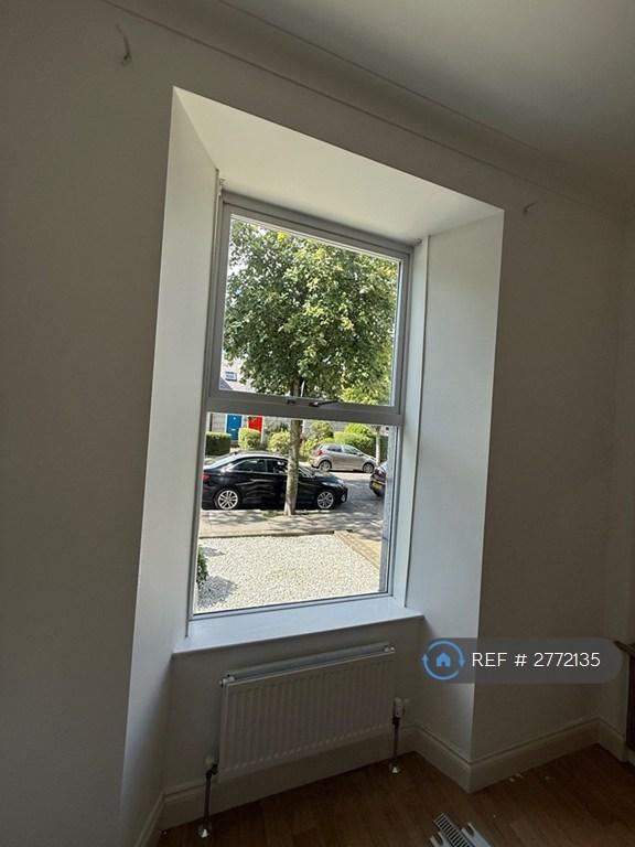 Lounge Window Area