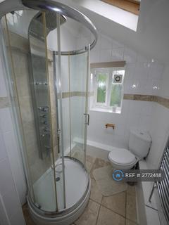 2 bedroom flat to rent, North Hill Road, Headingley, LS6