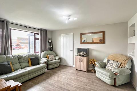 3 bedroom detached bungalow for sale, 27 Ystad Celyn, Maesteg, CF34 9LT