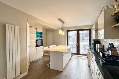undefined, Ystad Celyn, Maesteg, CF34
