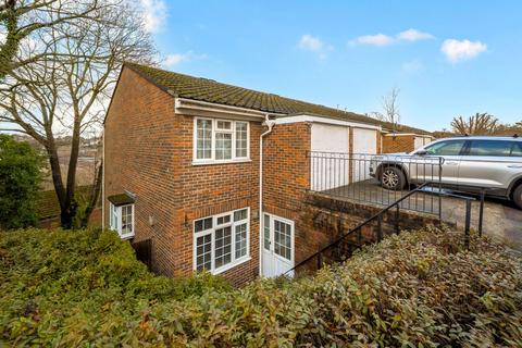 3 bedroom end of terrace house for sale, Hillview Close, Purley