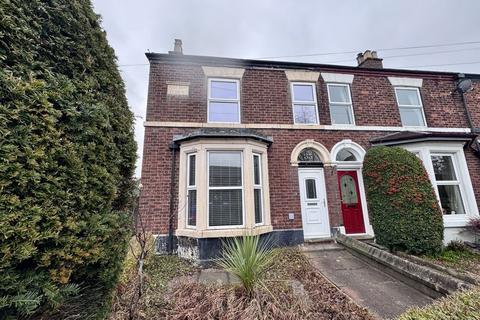 3 bedroom end of terrace house to rent, Biddulph Road, Mossley, Congleton