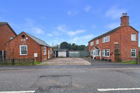 2 bedroom cottage for sale, Mythe Cottage & the Old School House, 53 Ashby Road, Spilsby