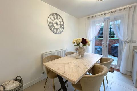 undefined, 14 Cae Wyndham, Cowbridge