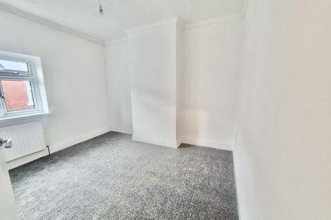 3 bedroom terraced house to rent, Longnewton Street, Seaham