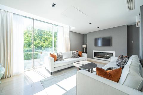 2 bedroom flat to rent, Green Street, Mayfair, London, W1K