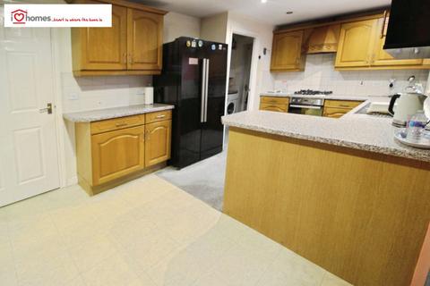 4 bedroom detached house for sale, Planetree Road, Walsall