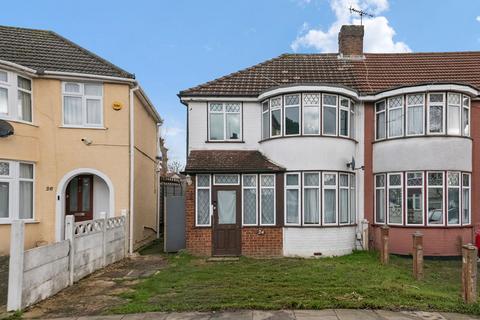 Reading Road, Northolt, Middlesex