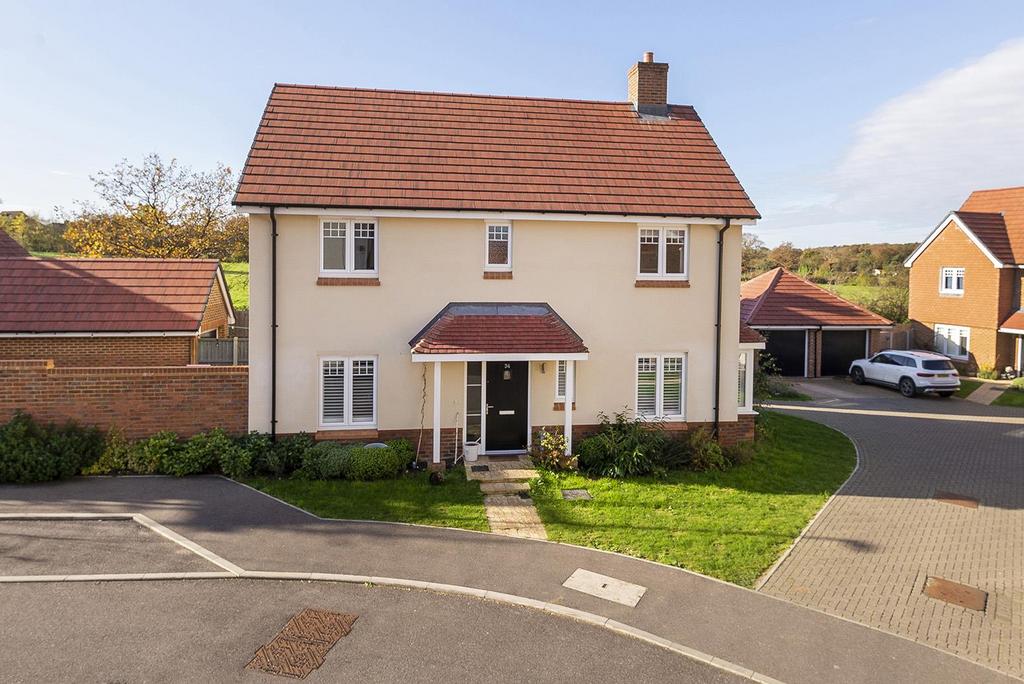 Hailwood Drive, TN8 6 FP 001.jpg