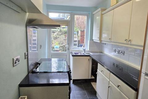 3 bedroom house to rent, Dibdale Street, Dudley