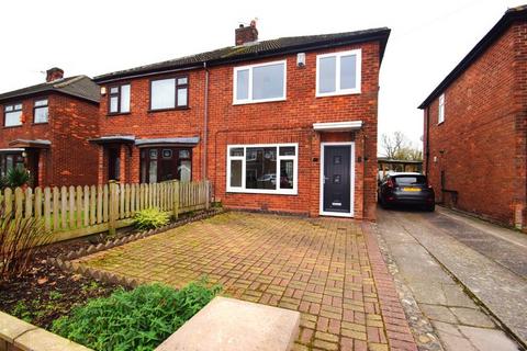 3 bedroom terraced house to rent, Rectory Avenue, Warrington
