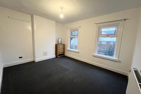2 bedroom semi-detached house to rent, New Lane, Eccles