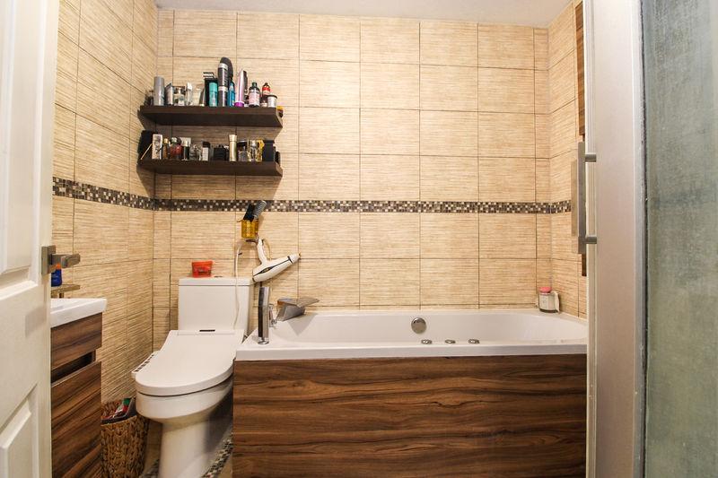 Bedroom One En-Suite