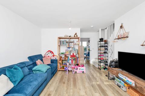 3 bedroom semi-detached house for sale, Bishops Field, Ely CB7