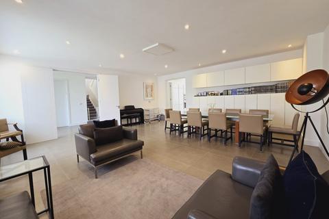 7 bedroom bungalow for sale, Decoy Avenue, NW11