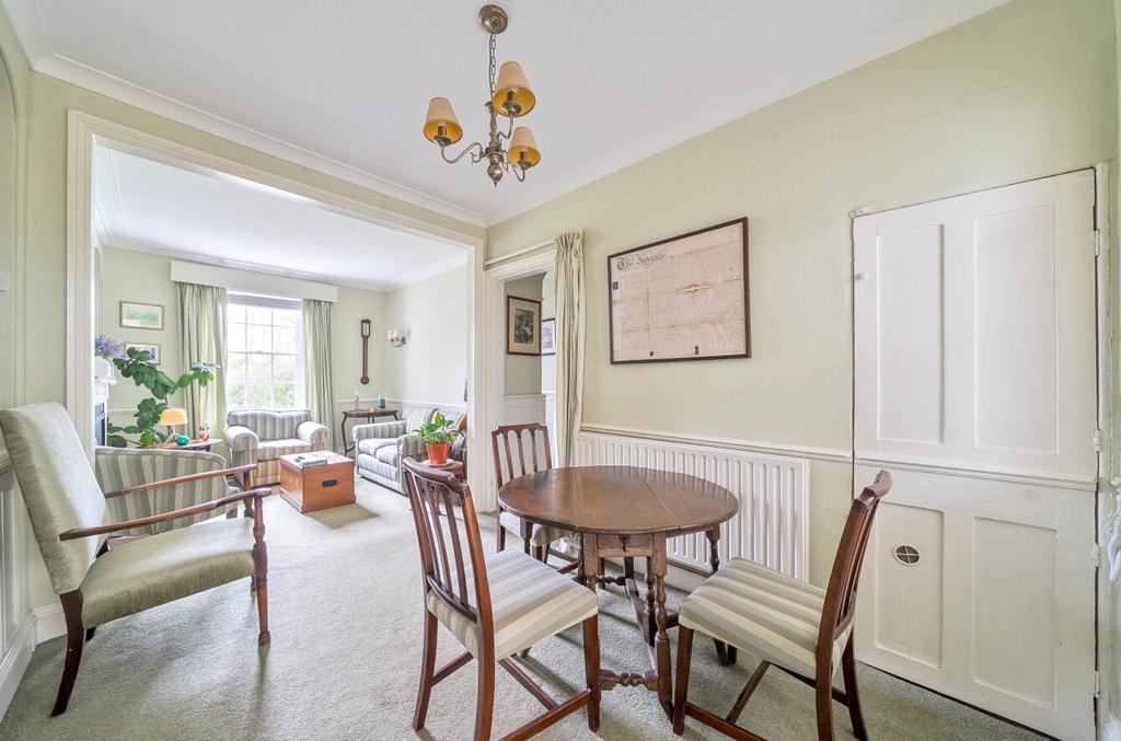 Dining/Sitting Room