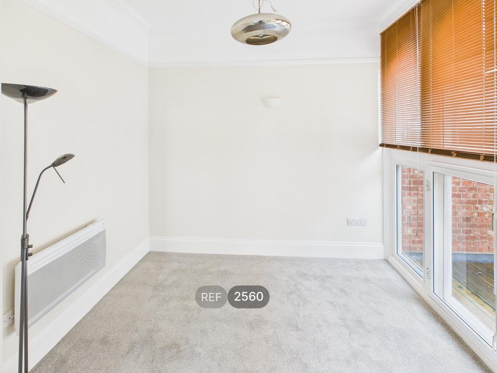 Kitchen/Living area