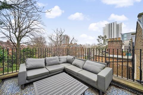 3 bedroom apartment for sale, Winchester Road, Belsize Park, London NW3