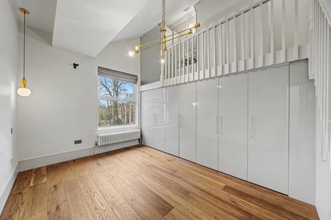 3 bedroom apartment for sale, Winchester Road, Belsize Park, London NW3