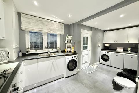 3 bedroom terraced house for sale, Stockley Road, Washington, NE38
