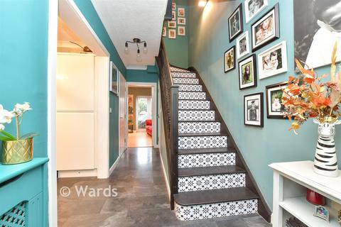 4 bedroom semi-detached house for sale, Argent Way, Sittingbourne ME10