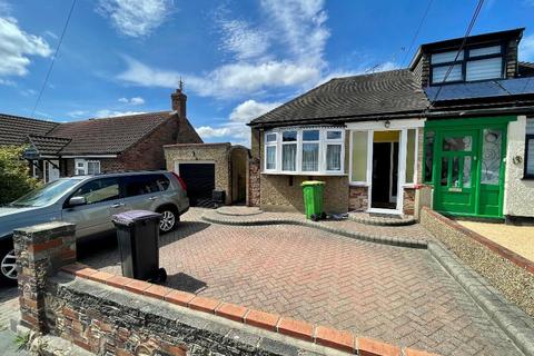 undefined, Connaught Road, Rayleigh, Essex, SS6 8UT