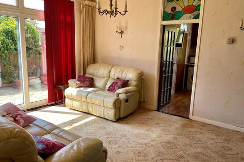 undefined, Connaught Road, Rayleigh, Essex, SS6 8UT