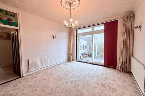 undefined, Connaught Road, Rayleigh, Essex, SS6 8UT