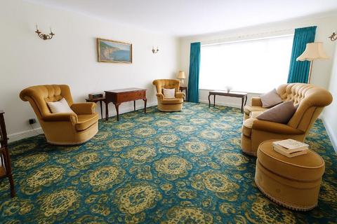 undefined, Luton LU2