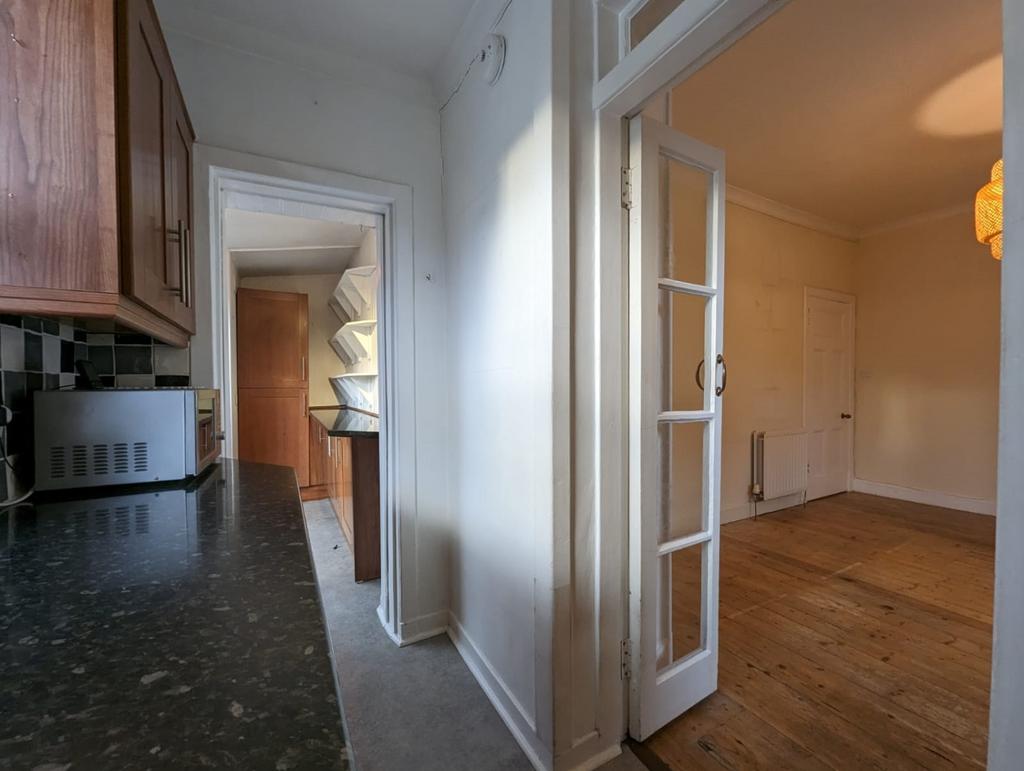 Kitchen-Lounge