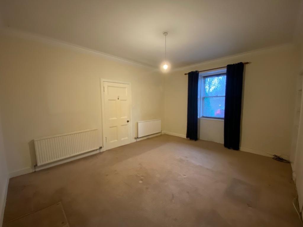 Main Bedroom Dif Angle